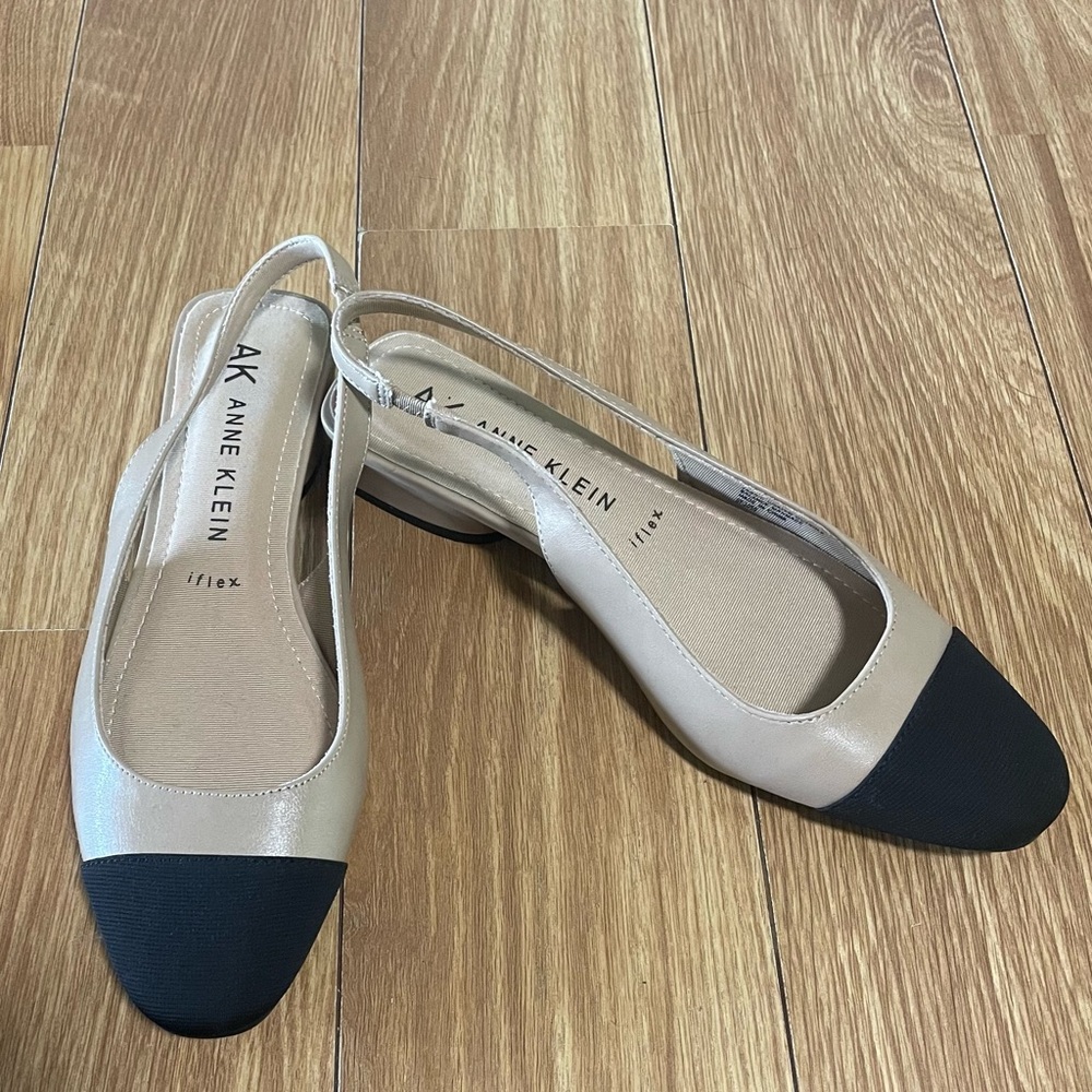 NWOB Anne Klein iflex Slingback Flat
